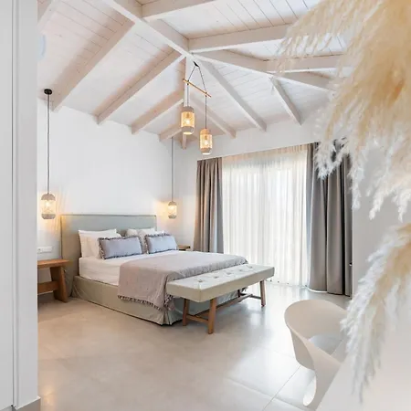 Calliste Vila Evgiros